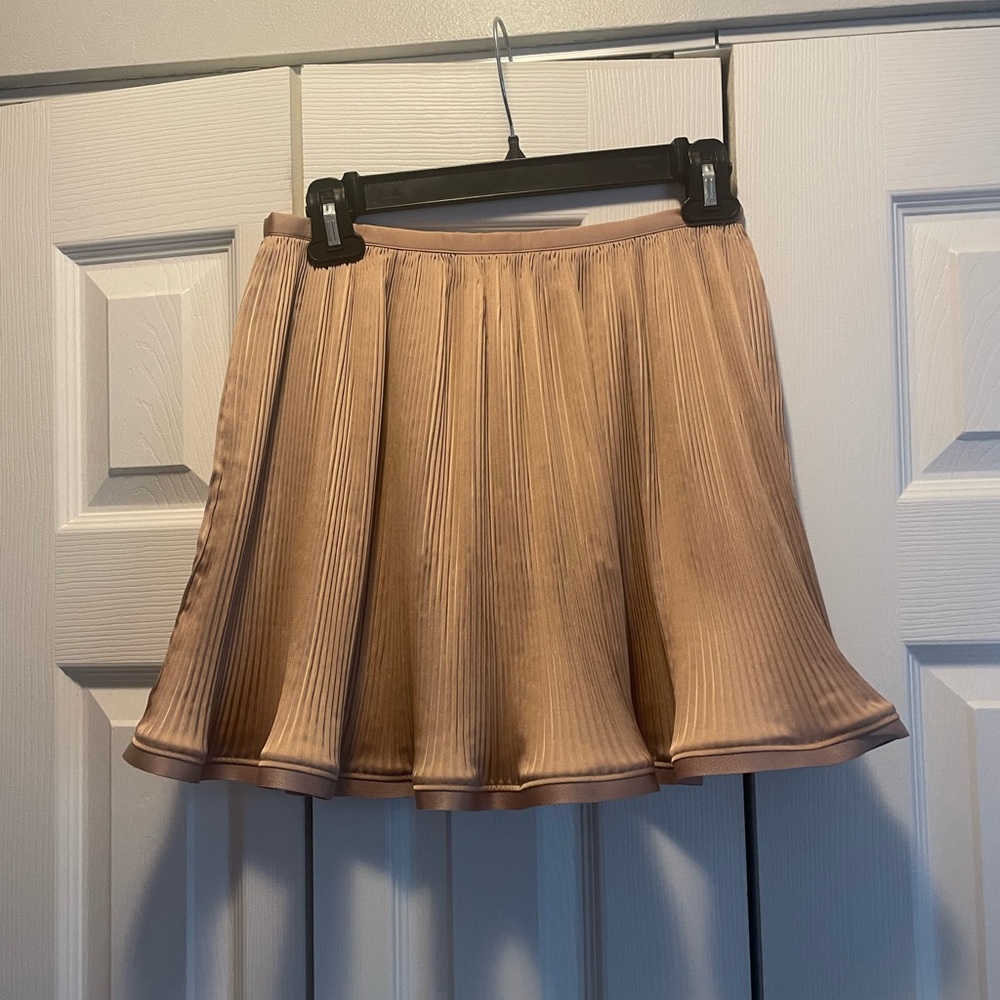 Reiss girls accordion skirt size 11-12 years